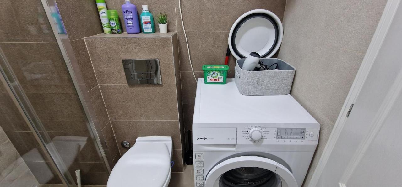 7 * Novi Sad