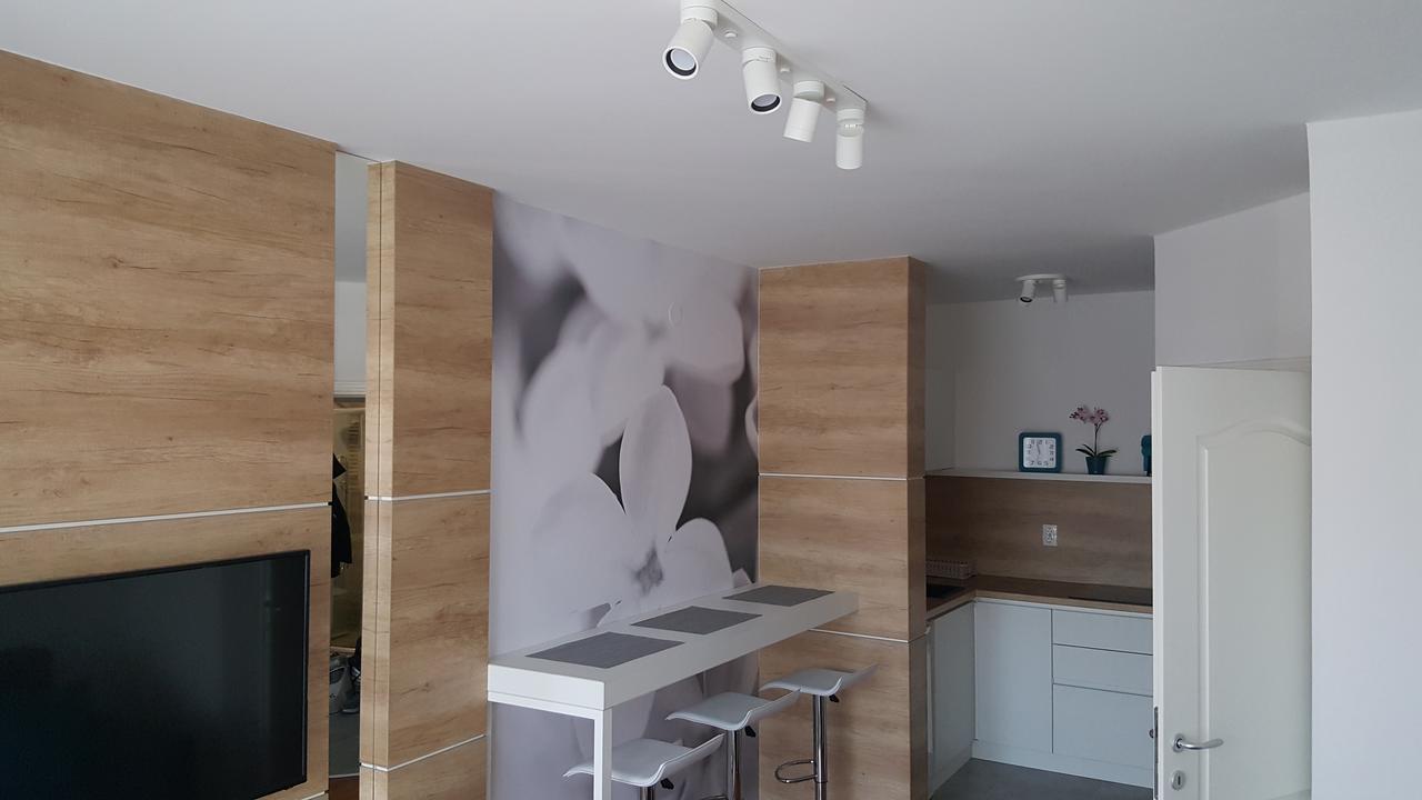 7 Apartment